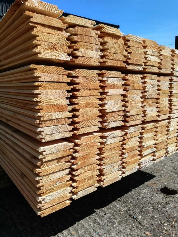 Freshly Cut British Western Red Cedar T&G Cladding