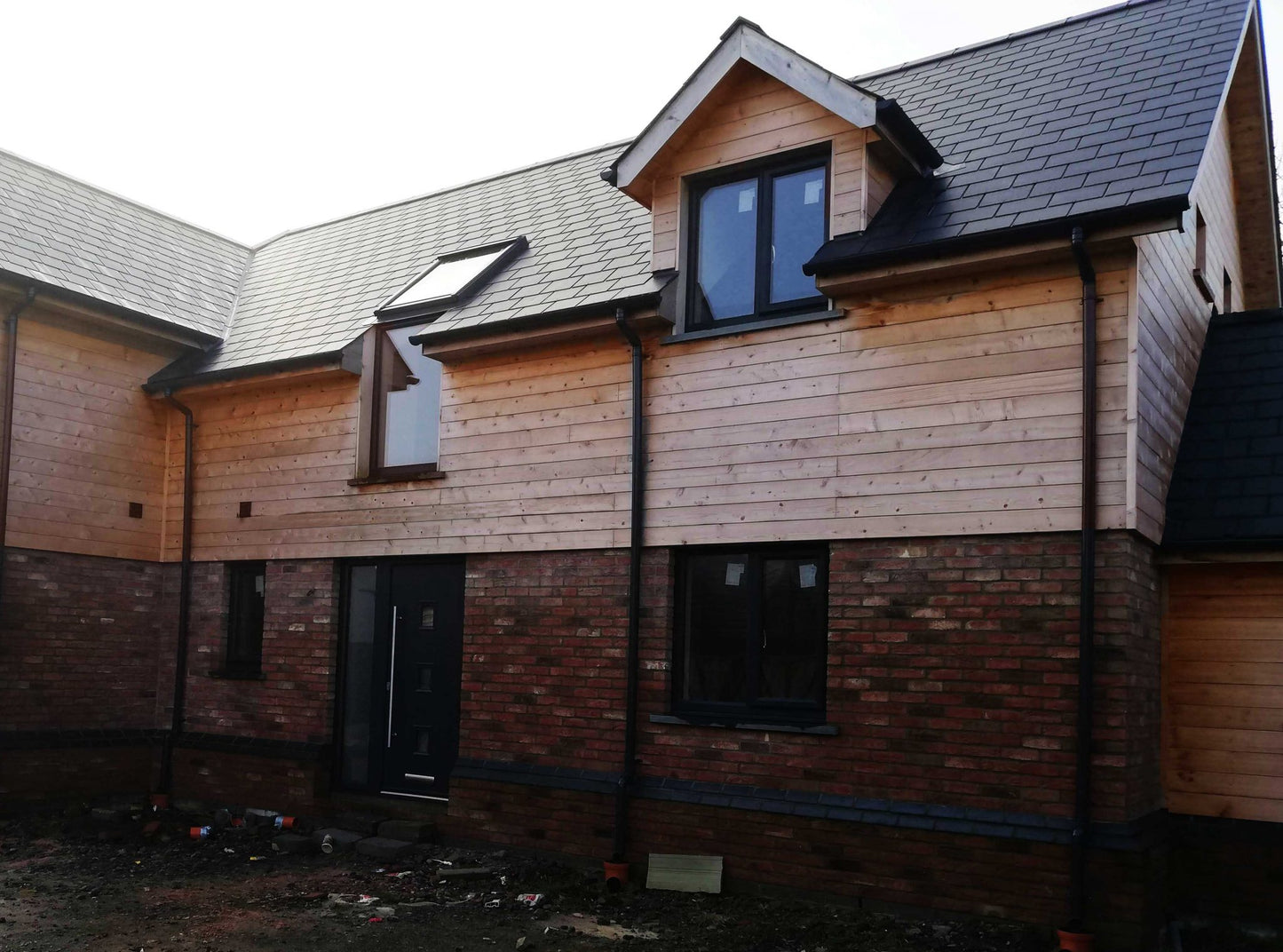 British Western Red Cedar Cladding/Fencing Boards (2