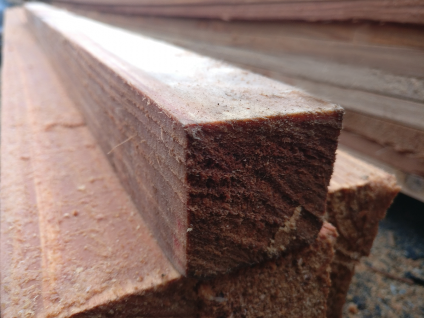 Pembrokeshire Larch/Douglas Fir Fencing Posts