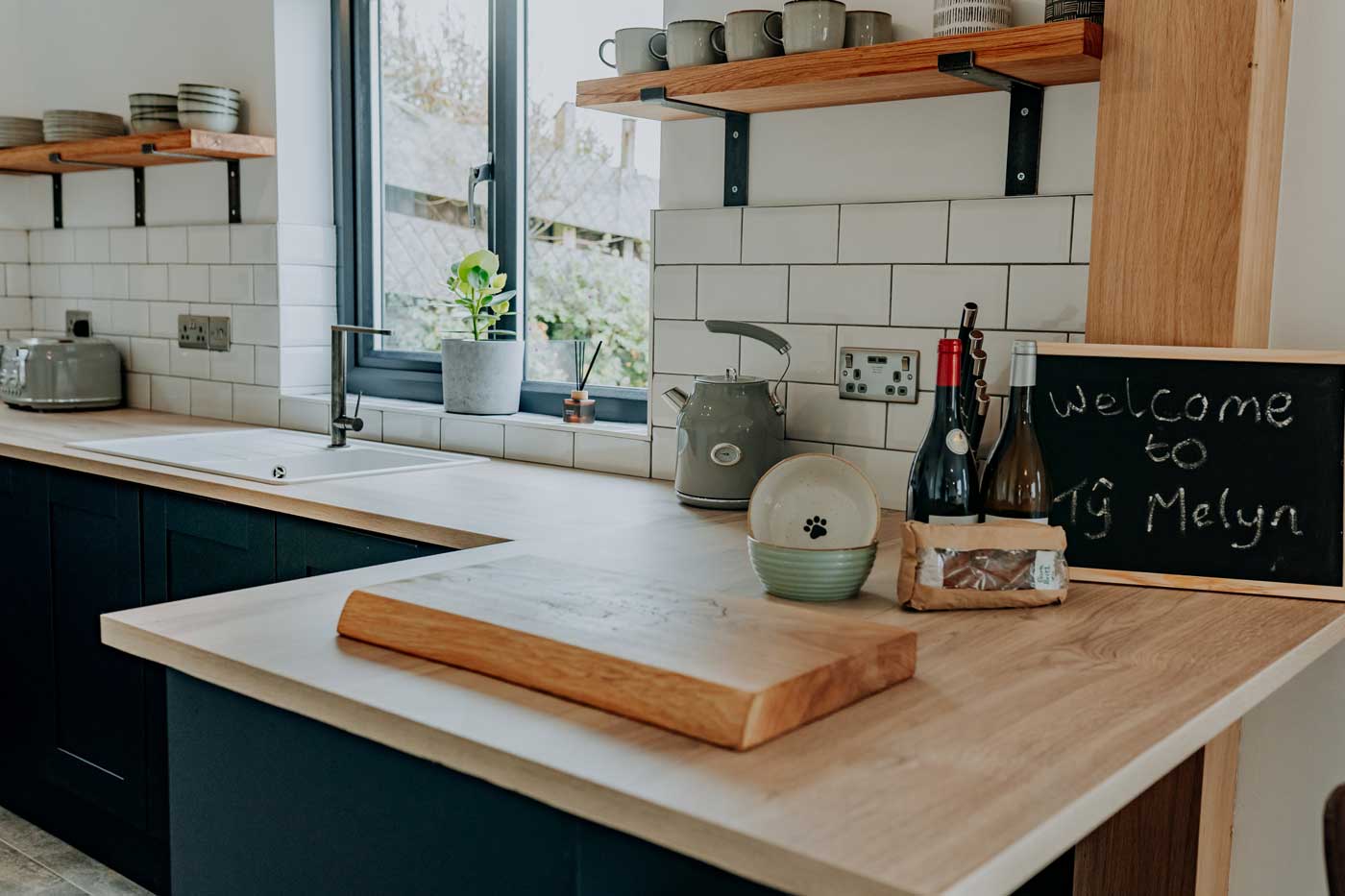 Solid Oak James Martin Style Chopping Board - Custom Size - Square Edge or Waney Edge