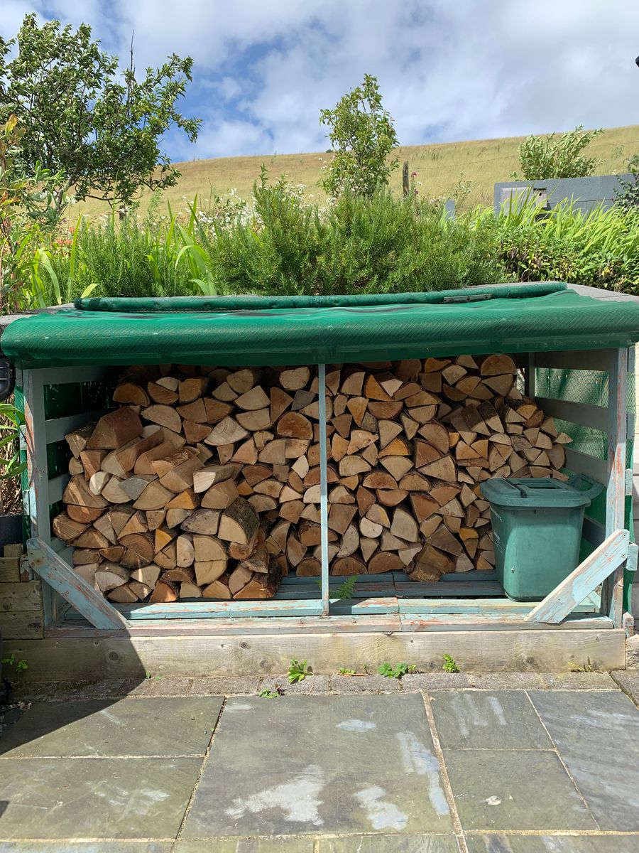 Hardwood Kiln-Dried Seasoned Firewood/Logs - Pembrokeshire/Local Deliveries