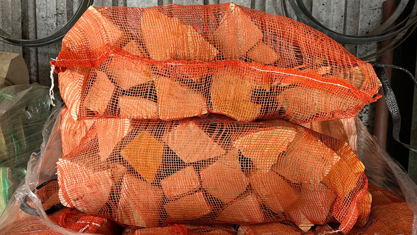 Hardwood Kiln-Dried Seasoned Firewood/Logs - Pembrokeshire/Local Deliveries