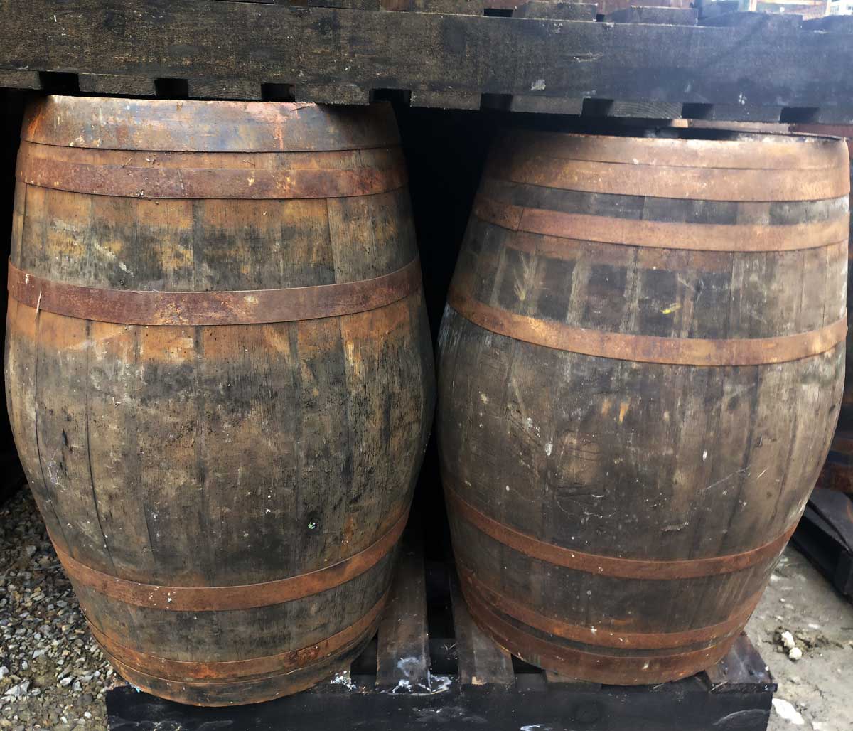 Oak Wine Whisky Barrels for Brewing, Souring, Distilling and