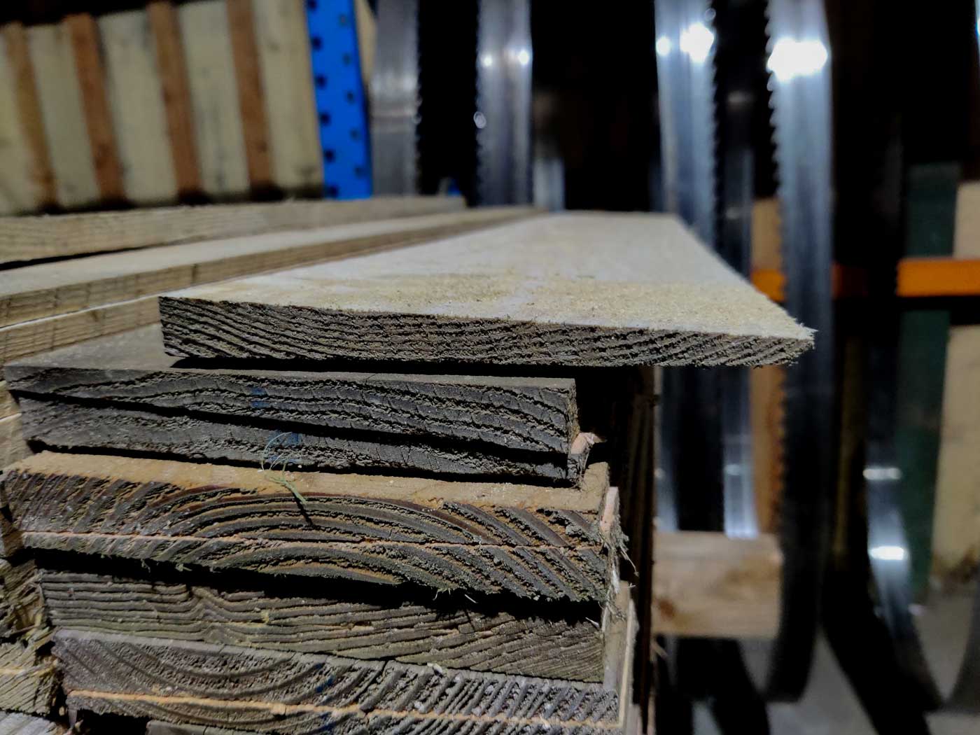 Naturally Treated Softwood Feather Edge Fencing Boards - Larch/Douglas Fir or Cedar