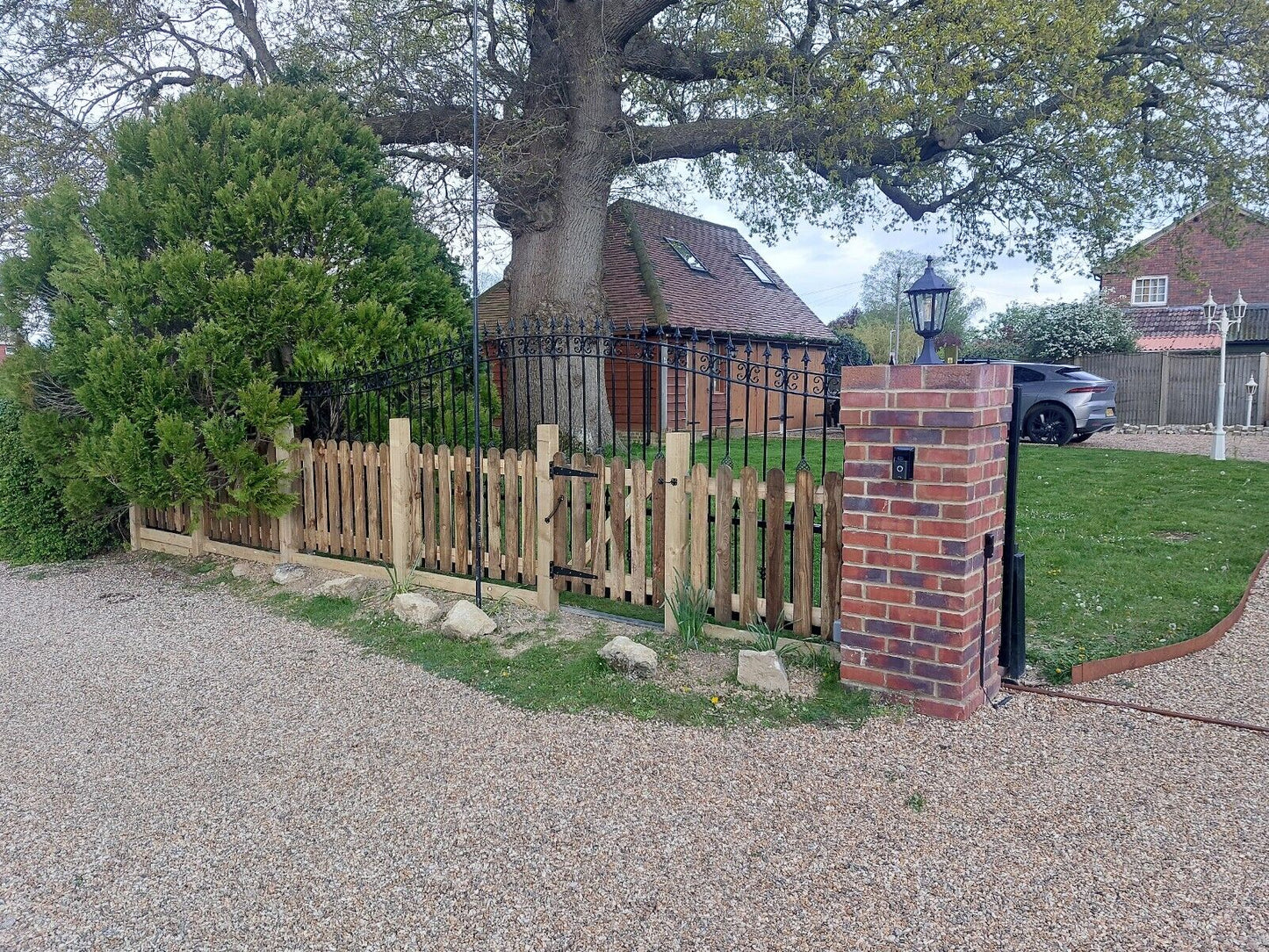 Treated Softwood Picket Garden Fencing Pales