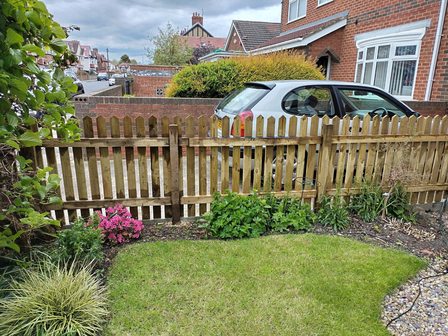Treated Softwood Picket Garden Fencing Pales
