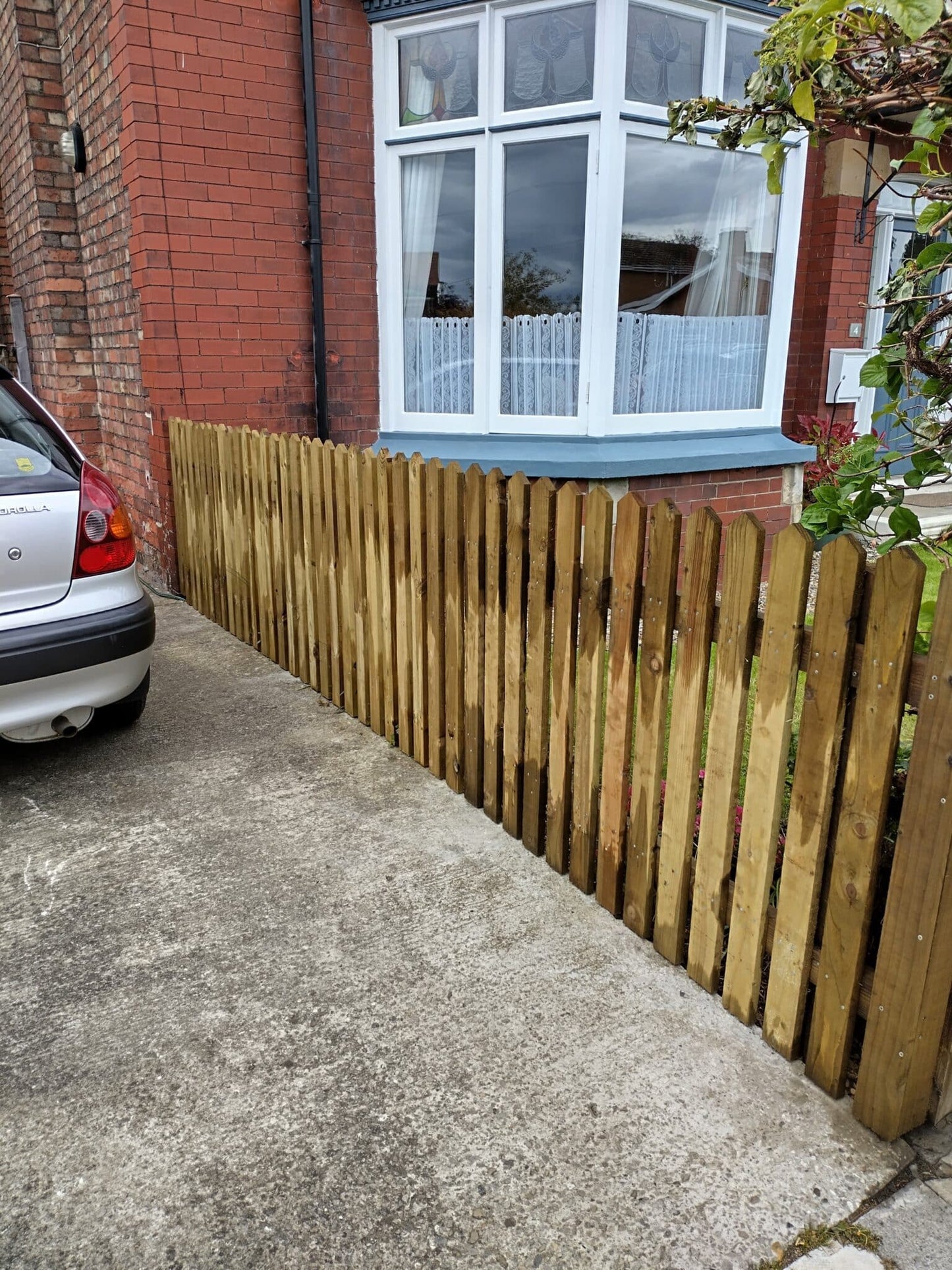Treated Softwood Picket Garden Fencing Pales