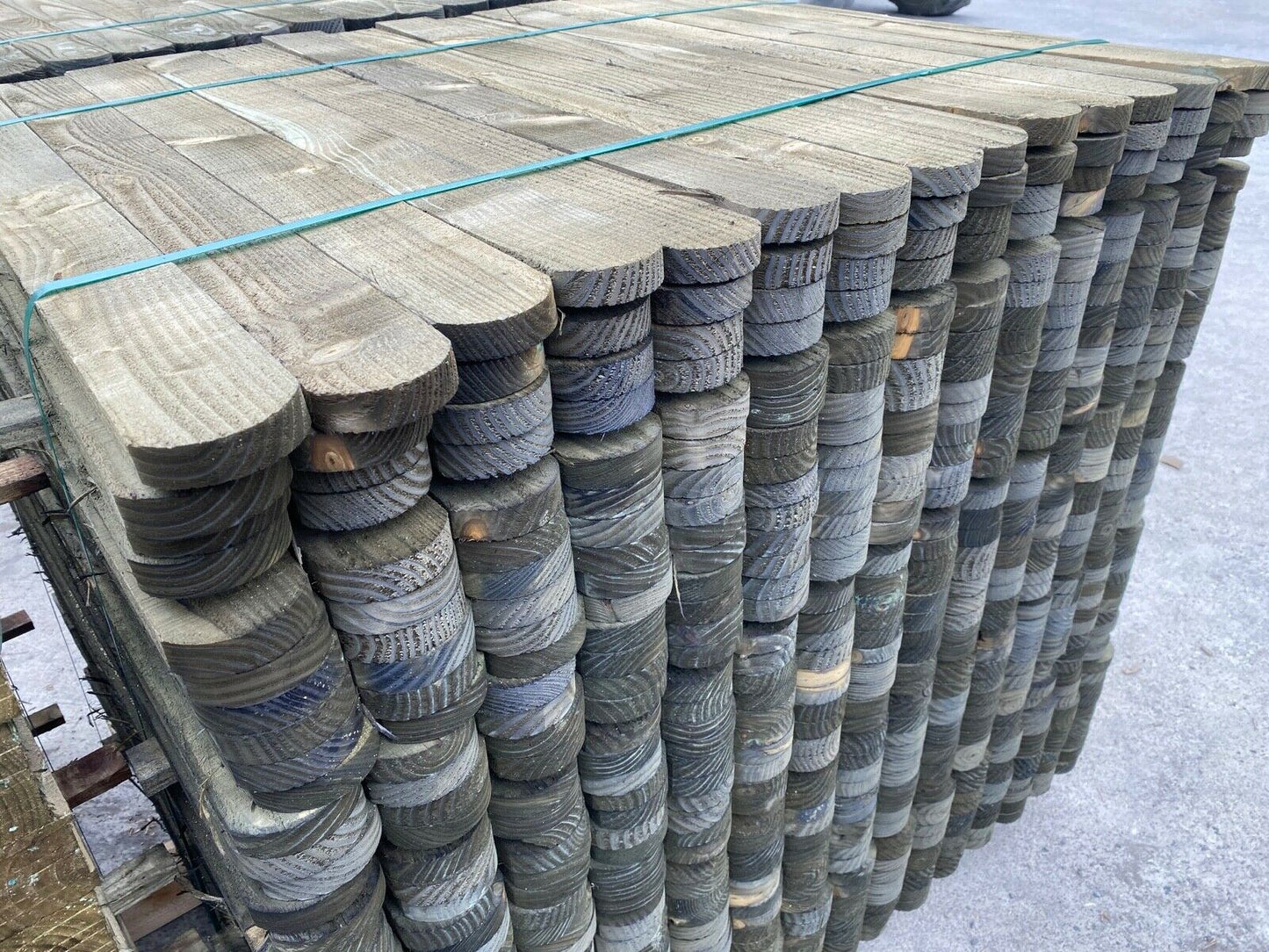 Treated Softwood Picket Garden Fencing Pales