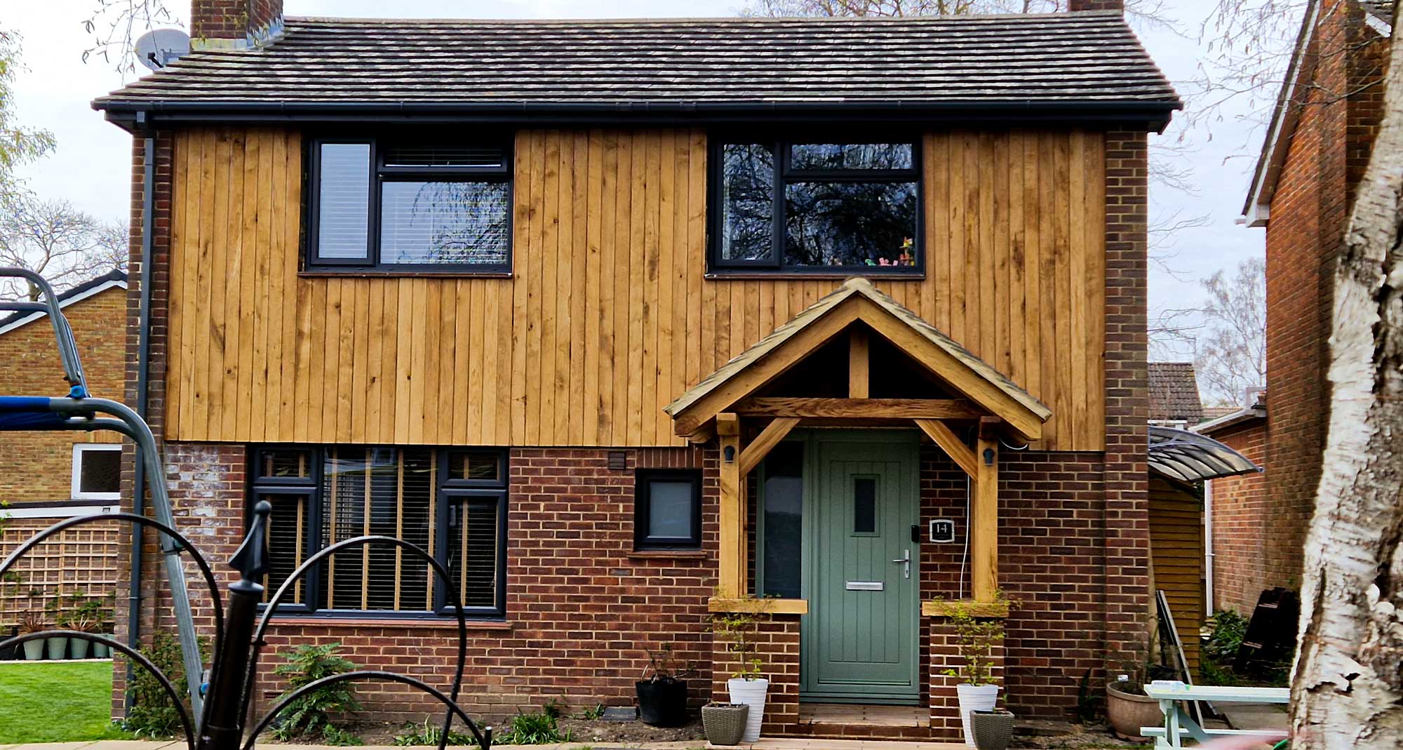 Maintaining Oak Cladding & Fencing | The Complete Oak Guide – Celtic Timber