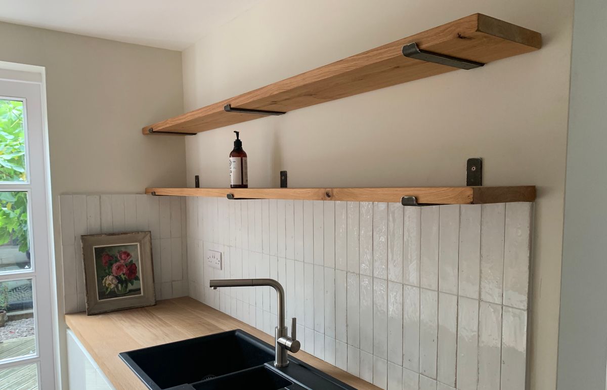 Oak kitchen shelves discount