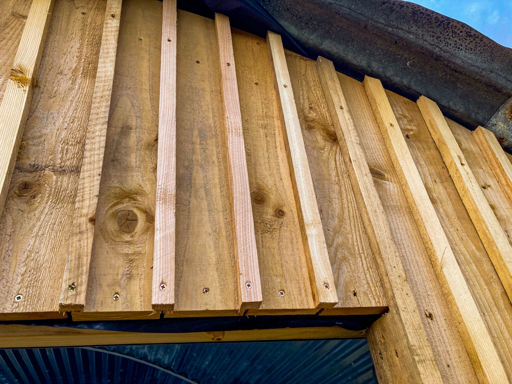 British Cedar Cladding Boards (2
