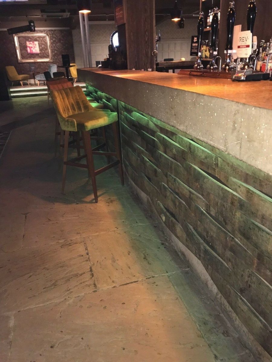 
                      
                        Oak Whiskey Barrel Staves
                      
                    